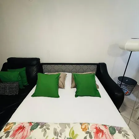 Insula Capraria Apartment Koper